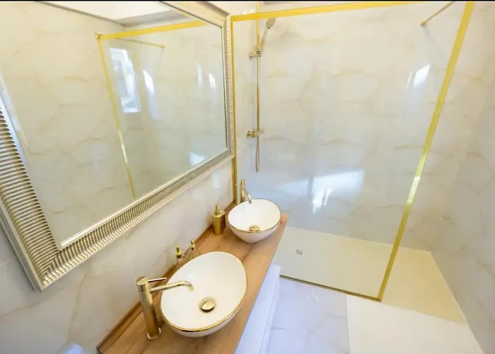 Hidden Gem In The Old Lejlighed